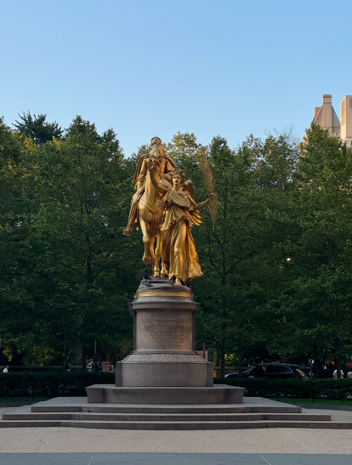Statue